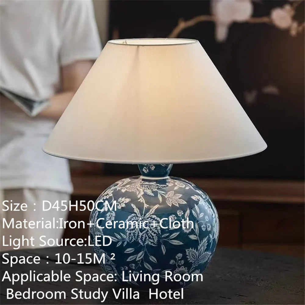 Contemporary Luxury Ceramic Table Lamp LED American Living Room Bedroom Study Villa LED Retro Creativity Bedside Desk Light