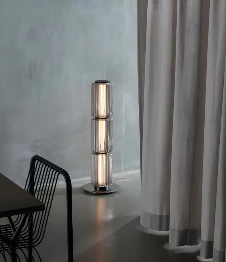 European Aluminum Glass Luxury Art LED Decoration Floor Lamp