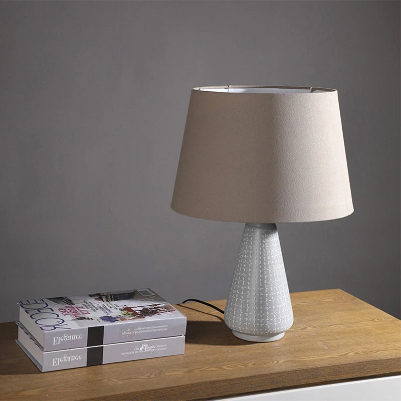 Nordic Vintage Ceramics Acrylic High-end LED Decoration Table Lamp
