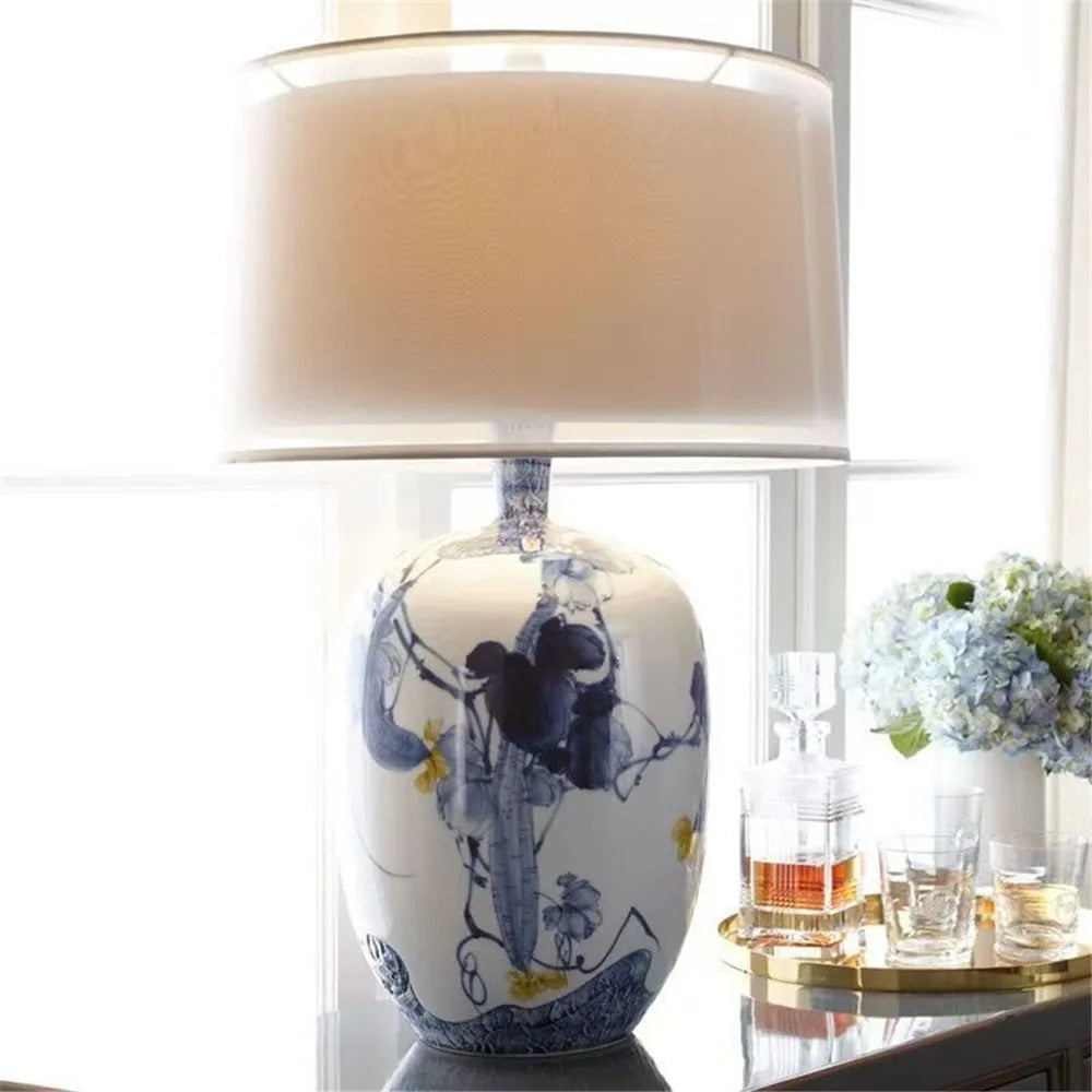 Contemporary Luxury Ceramic Table Lamp LED American Living Room Bedroom Study Villa LED Retro Creativity Bedside Desk Light