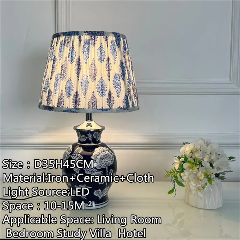 Contemporary Luxury Ceramic Table Lamp LED American Living Room Bedroom Study Villa LED Retro Creativity Bedside Desk Light