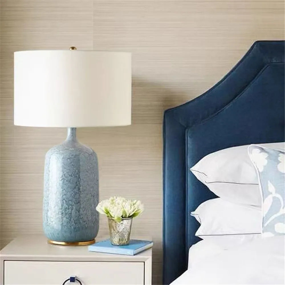 Contemporary Luxury Ceramic Table Lamp LED American Living Room Bedroom Study Villa LED Retro Creativity Bedside Desk Light